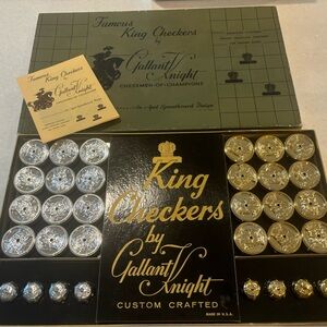 Vintage King Checker set by Gallant Knight - Gold/Silver